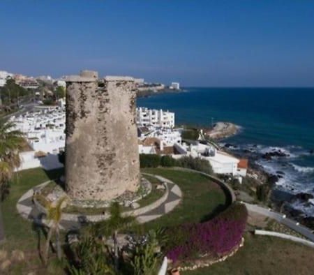 Espectacular Apartamento En Primera Linea De Playa Benalmádena Kültér fotó