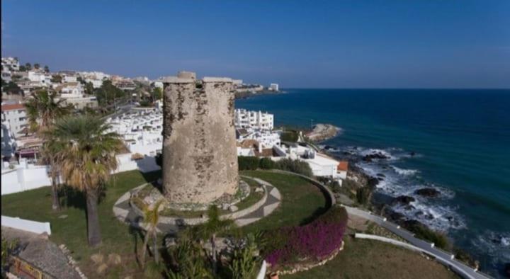 Espectacular Apartamento En Primera Linea De Playa Benalmádena Kültér fotó